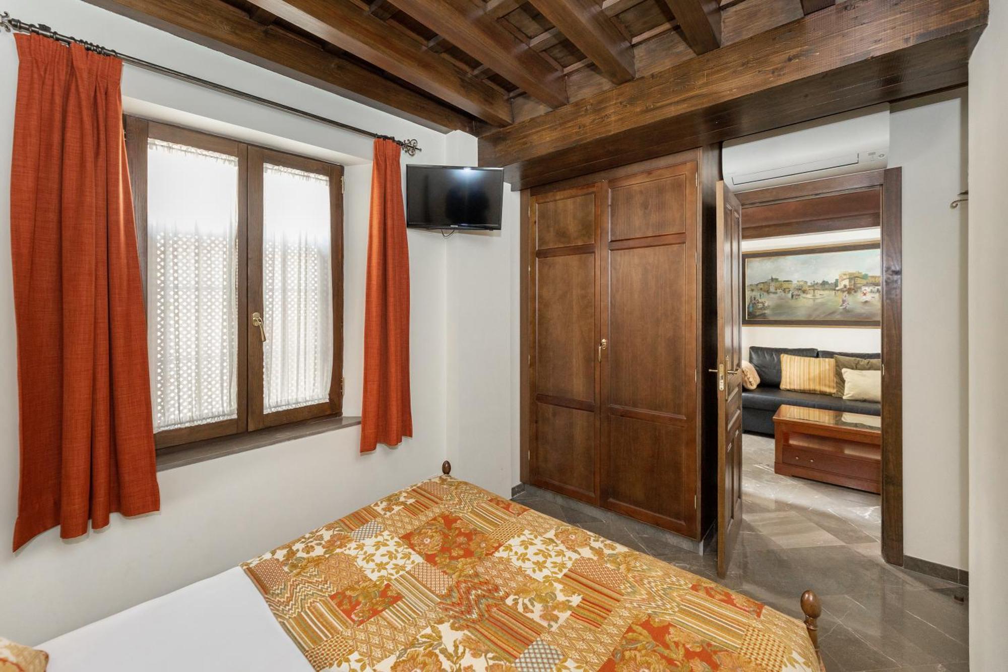 Apartamentos En Pleno Centro, Aljibe Rodrigo Del Campo 1C Гранада Екстер'єр фото