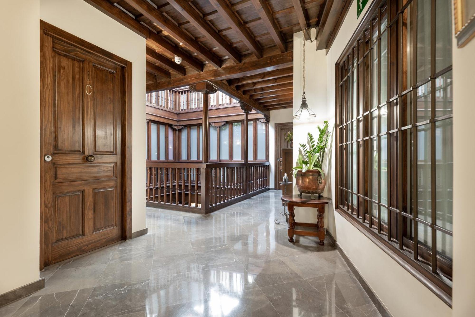Apartamentos En Pleno Centro, Aljibe Rodrigo Del Campo 1C Гранада Екстер'єр фото